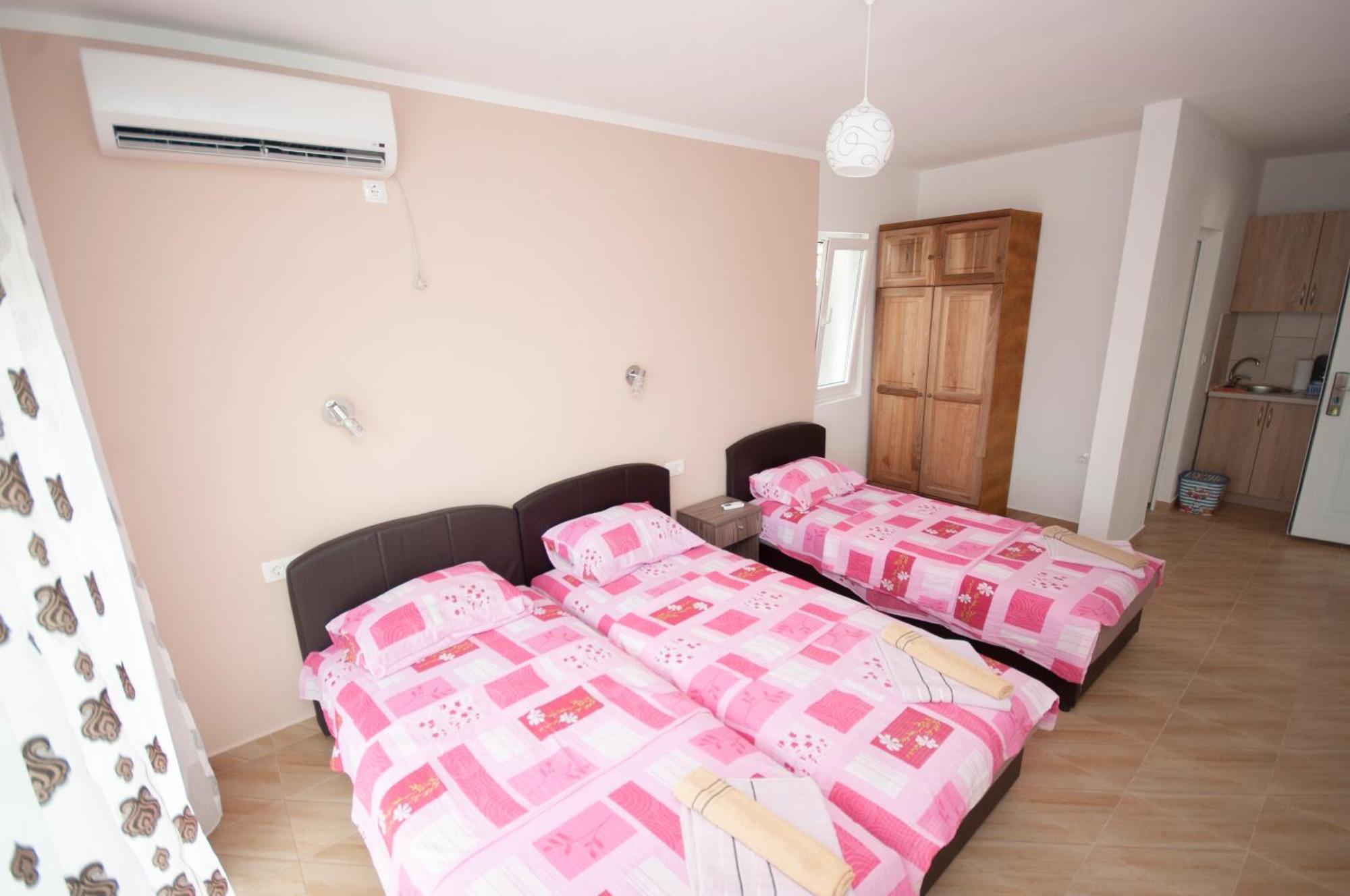 Studio Apartments Tea Sutomore Esterno foto